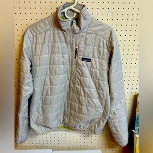 Patagonia down pullover size small